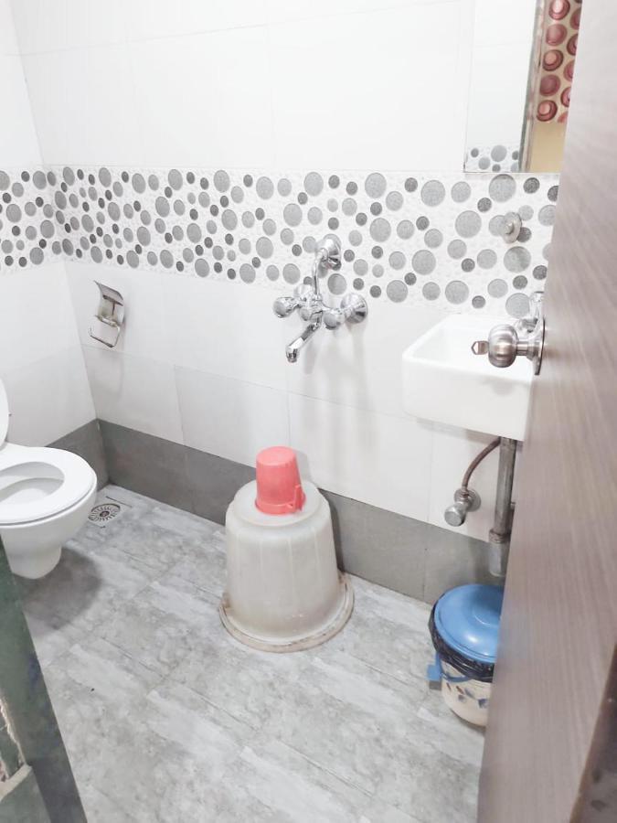 Hotel Golden Galaxy - Santacruz East Mumbai Bagian luar foto
